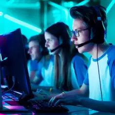 E-sport a zdrowie: 5 aspektów jak trenować i rywalizować bez szkody dla organizmu